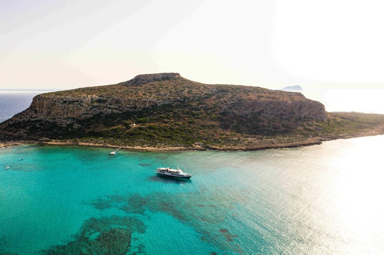 Why choose Crete for your holidays